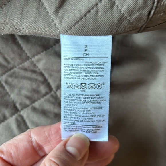 Banana Republic faux fur long coat - Picture 7 of 8